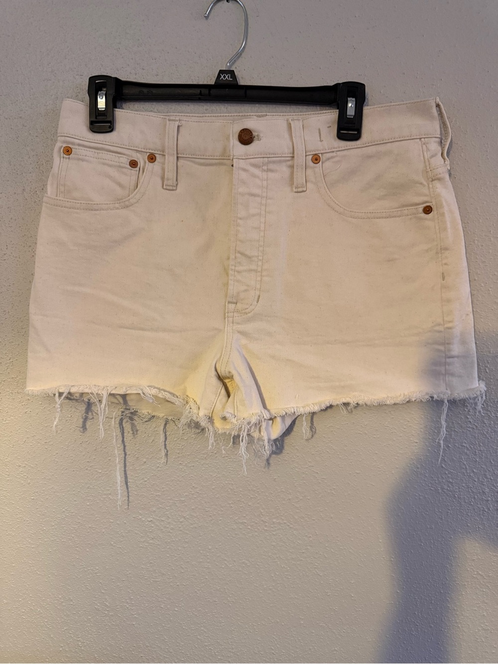 (30) Madewell Women’s High-Rise Raw-Hem Denim Shorts - Cream